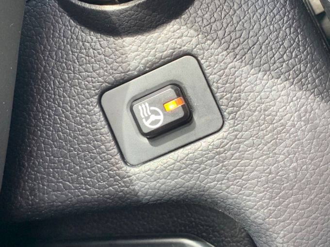 KIA SPORTAGE CRDI KX-4 - 5815 - 20