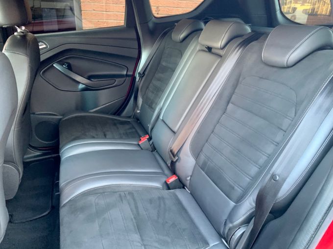 FORD KUGA ST-LINE TDCI AWD - 5937 - 26