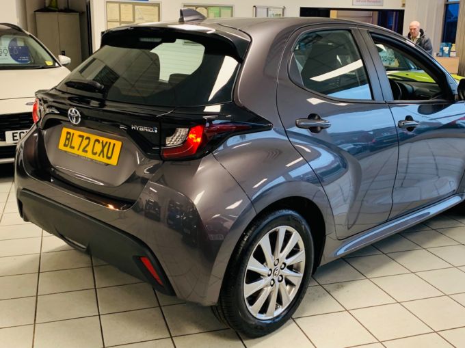 TOYOTA YARIS ICON FHEV - 5967 - 5