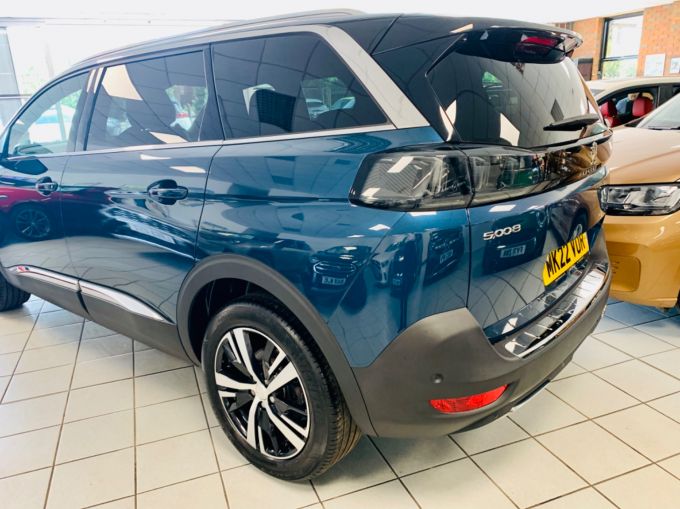 PEUGEOT 5008 BLUEHDI S/S GT - 5744 - 9