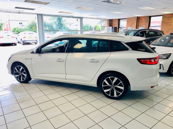 RENAULT MEGANE ICONIC DCI - 5103 - 9