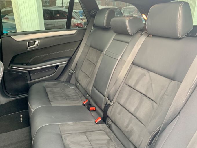 MERCEDES E-CLASS E350 BLUETEC AMG LINE PREMIUM - 5161 - 25