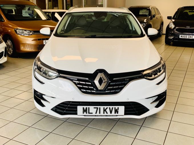 RENAULT MEGANE ICONIC DCI - 5736 - 3