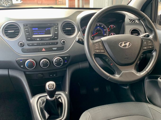 HYUNDAI I10  - 5707 - 11