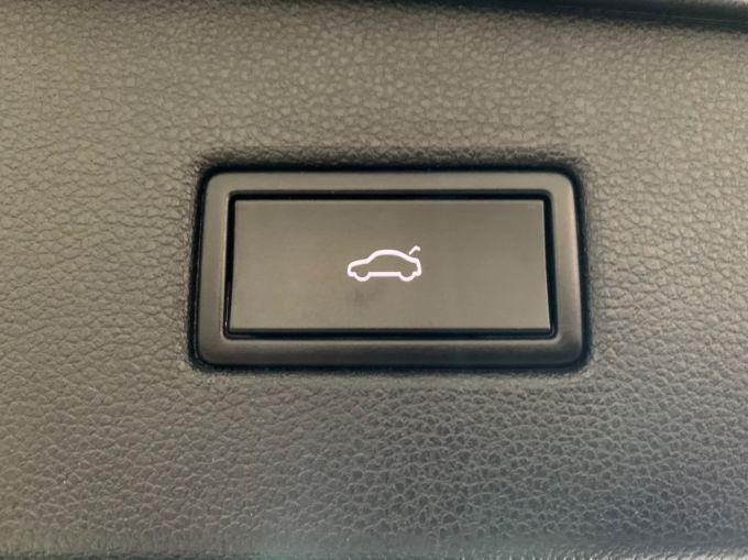 VOLKSWAGEN TIGUAN R-LINE TECH TDI DSG - 5144 - 18