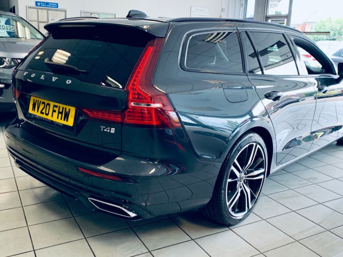 VOLVO V60 T4 R-DESIGN PLUS - 5030 - 6