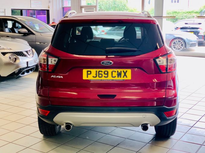 FORD KUGA TITANIUM EDITION - 5057 - 8