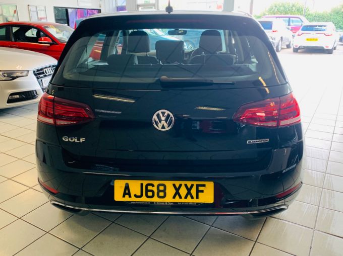 VOLKSWAGEN GOLF SE NAVIGATION TSI EVO DSG - 5106 - 7