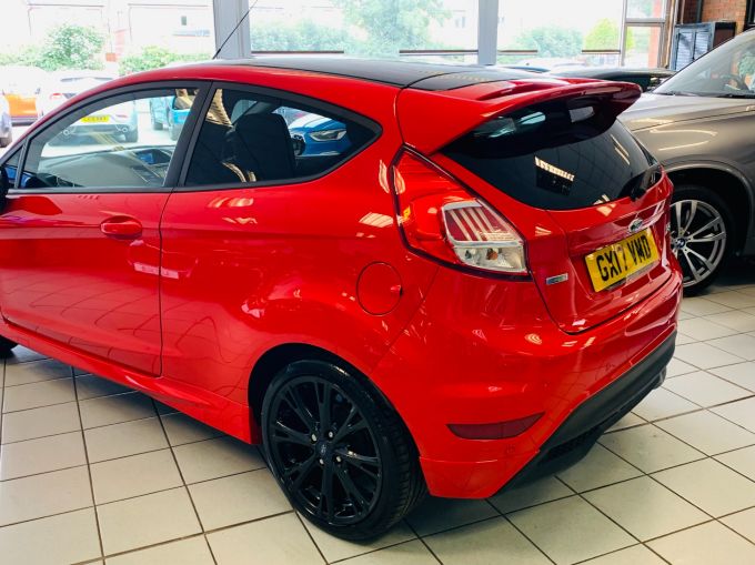 FORD FIESTA ZETEC S RED EDITION - 4706 - 8