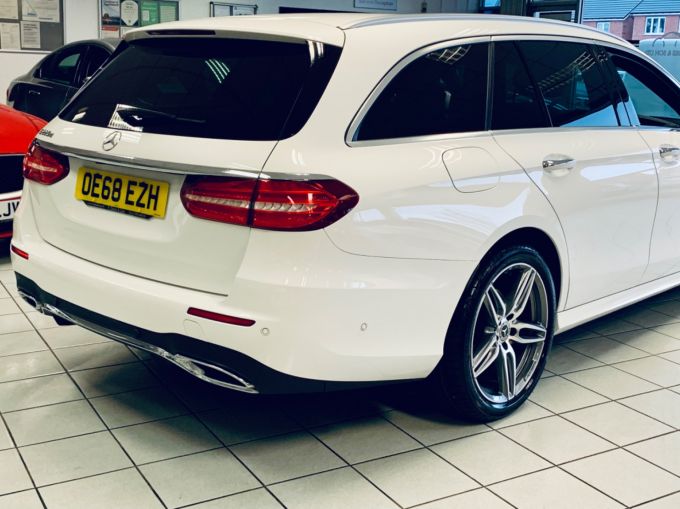 MERCEDES E-CLASS E 220 D AMG LINE PREMIUM - 4886 - 7