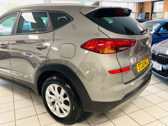 HYUNDAI TUCSON T-GDI SE NAV - 5865 - 8