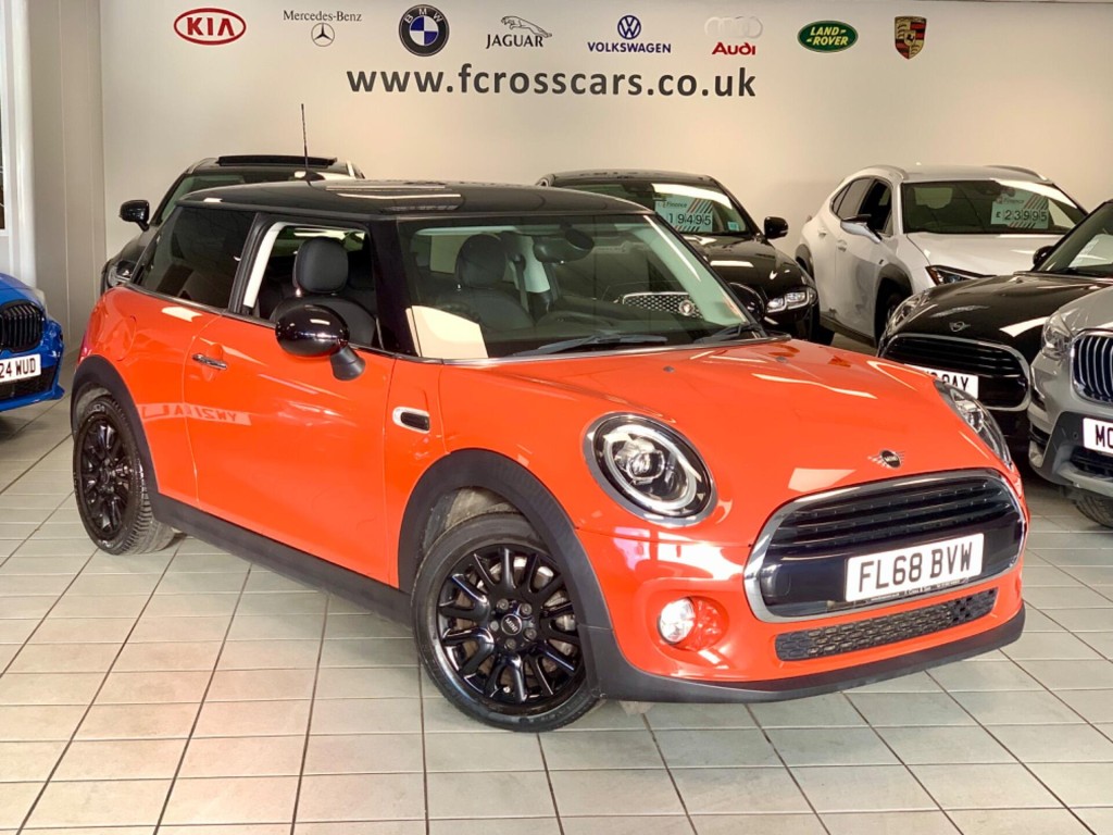 2018 MINI HATCH